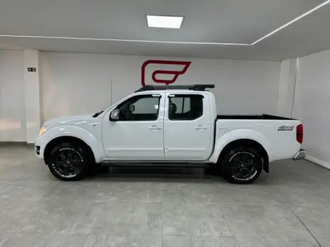 NISSAN Frontier 2.5 SL 4X4 TURBO DIESEL CABINE DUPLA AUTOMTICO, Foto 4