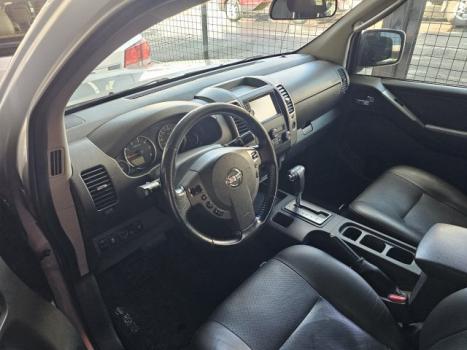NISSAN Frontier 2.5 SL 4X4 TURBO DIESEL CABINE DUPLA AUTOMTICO, Foto 2