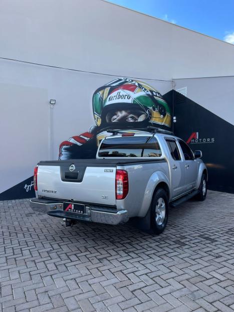 NISSAN Frontier 2.5 SE 4X4 STRIKE TURBO DIESEL CABINE DUPLA, Foto 6