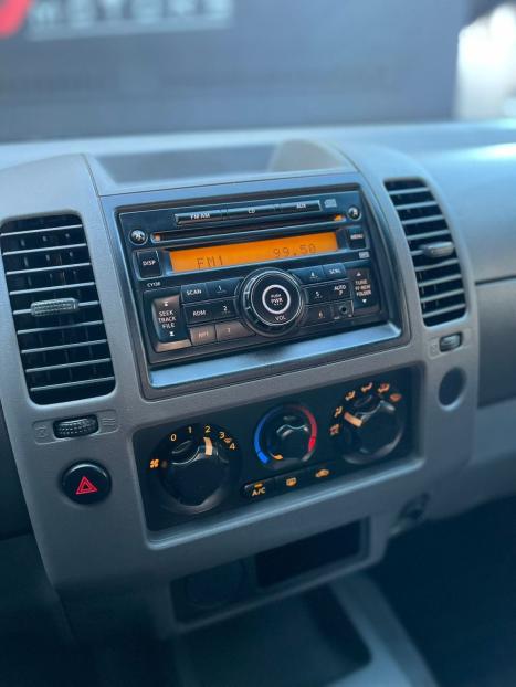 NISSAN Frontier 2.5 SE 4X4 STRIKE TURBO DIESEL CABINE DUPLA, Foto 13