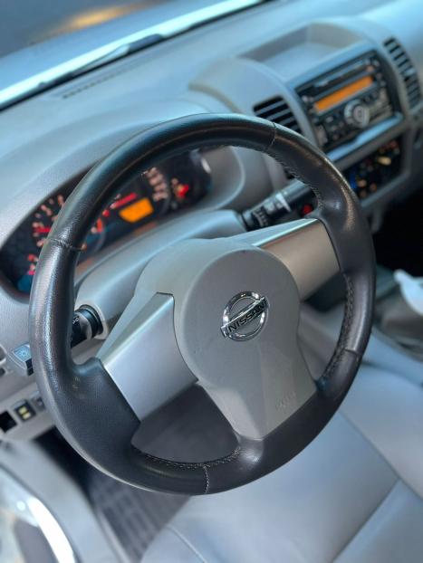 NISSAN Frontier 2.5 SE 4X4 STRIKE TURBO DIESEL CABINE DUPLA, Foto 18