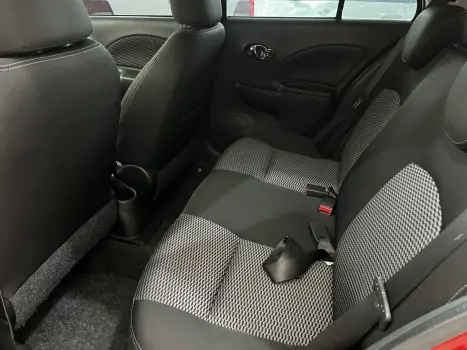 NISSAN March 1.0 16V 4P SV FLEX, Foto 6