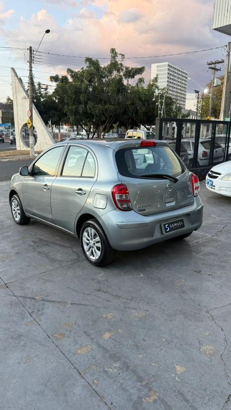 NISSAN March 1.0 16V 4P S FLEX, Foto 6