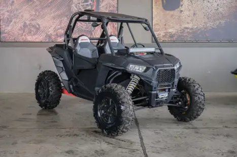 POLARIS RZR XP 1000 , Foto 1