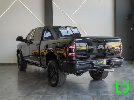 RAM 2500 6.7 I6 24V SLT CABINE DUPLA TURBO DIESEL NIGHT EDITION 4X4 AUTOMTICO, Foto 4