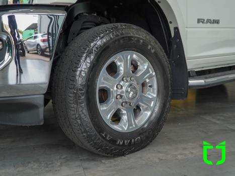 RAM 2500 6.7 I6 24V SLT CABINE DUPLA TURBO DIESEL LARAMIE 4X4 AUTOMTICO, Foto 35