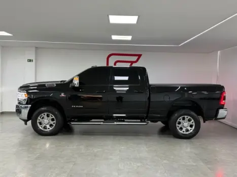 RAM 2500 6.7 I6 24V SLT CABINE DUPLA TURBO DIESEL LARAMIE 4X4 AUTOMTICO, Foto 4