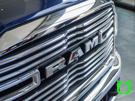 RAM 2500 6.7 I6 24V SLT CABINE DUPLA TURBO DIESEL LARAMIE 4X4 AUTOMTICO, Foto 7