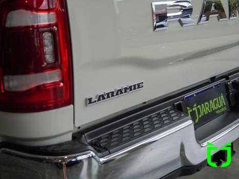 RAM 2500 6.7 I6 24V SLT CABINE DUPLA TURBO DIESEL LARAMIE 4X4 AUTOMTICO, Foto 9