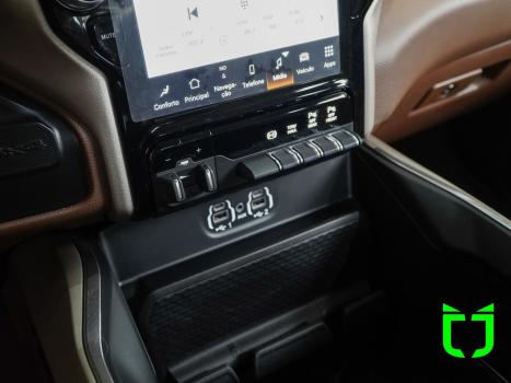 RAM 2500 6.7 I6 24V SLT CABINE DUPLA TURBO DIESEL LARAMIE 4X4 AUTOMTICO, Foto 14