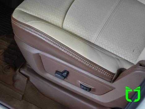 RAM 2500 6.7 I6 24V SLT CABINE DUPLA TURBO DIESEL LARAMIE 4X4 AUTOMTICO, Foto 27