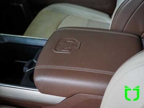 RAM 2500 6.7 I6 24V SLT CABINE DUPLA TURBO DIESEL LARAMIE 4X4 AUTOMTICO, Foto 29
