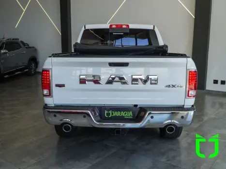 RAM Classic 5.7 V8 32V 4P HEMI LARAMIE AUTOMTICO, Foto 5