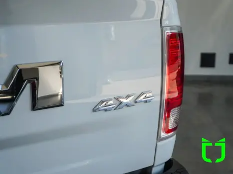 RAM Classic 5.7 V8 32V 4P HEMI LARAMIE AUTOMTICO, Foto 9
