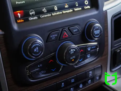 RAM Classic 5.7 V8 32V 4P HEMI LARAMIE AUTOMTICO, Foto 18
