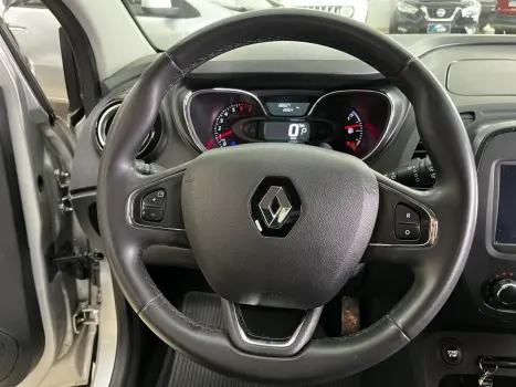 RENAULT Captur 1.6 16V 4P FLEX SCE LIFE X-TRONIC CVT, Foto 3