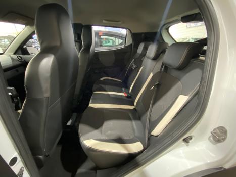 RENAULT Kwid 1.0 12V 4P SCE FLEX INTENSE, Foto 15