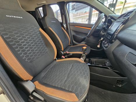 RENAULT Kwid 1.0 12V 4P SCE FLEX OUTSIDER, Foto 10