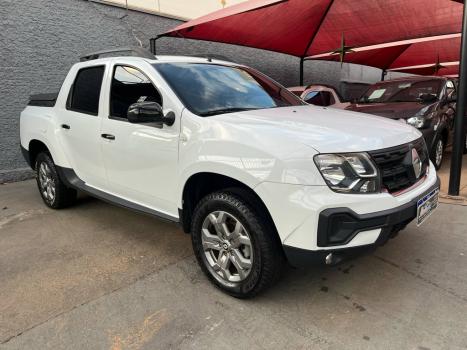 RENAULT Oroch 1.6 16V 4P FLEX INTENSE, Foto 1