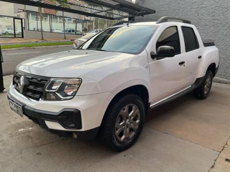 RENAULT Oroch 1.6 16V 4P FLEX INTENSE, Foto 2