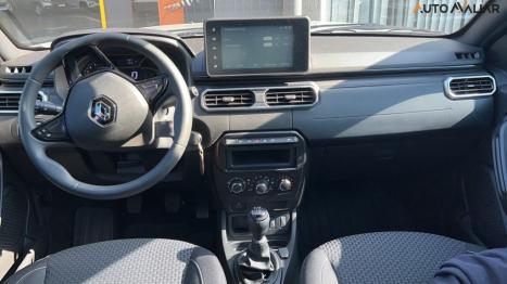 RENAULT Oroch 1.6 16V 4P FLEX INTENSE, Foto 3