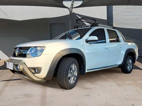 RENAULT Oroch 2.0 16V 4P FLEX DYNAMIQUE AUTOMTICO, Foto 3