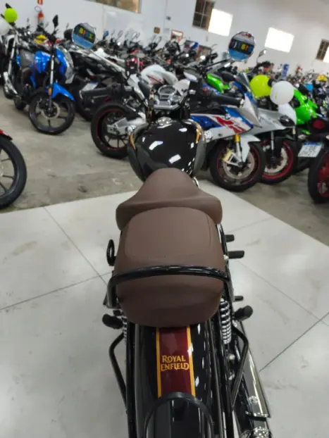 ROYAL ENFIELD Classic 350 ABS, Foto 5