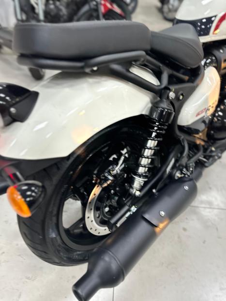 ROYAL ENFIELD Interceptor 650 , Foto 5