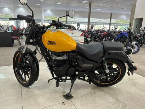 ROYAL ENFIELD Meteor 350 ABS, Foto 3