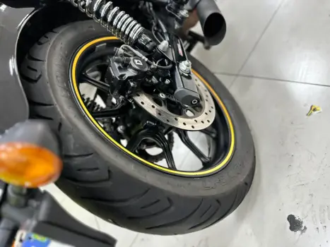 ROYAL ENFIELD Meteor 350 ABS, Foto 4