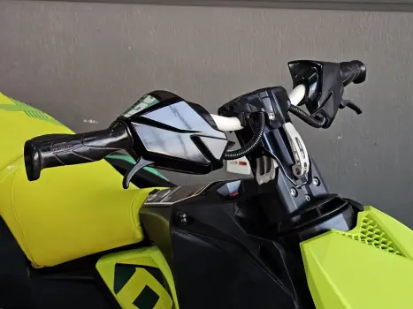 SEA DOO Spark Trixx 900 , Foto 10