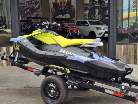 SEA DOO Spark Trixx 900 , Foto 2