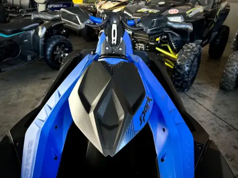 SEA DOO Spark Trixx 900 , Foto 3
