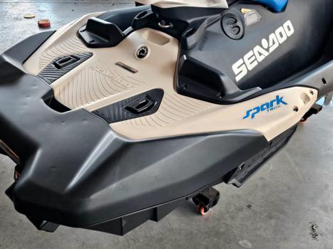 SEA DOO Spark Trixx 900 , Foto 12
