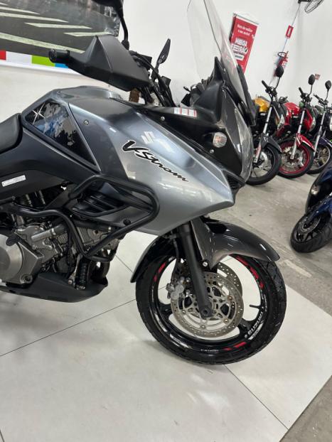 SUZUKI DL 1000 V-Strom , Foto 4