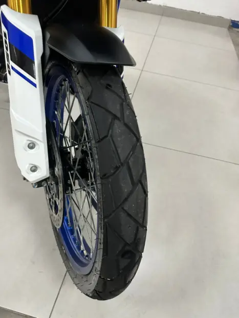 SUZUKI DL 1050 V-STROM XT ABS , Foto 11