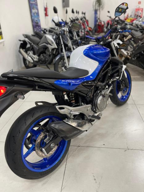 SUZUKI Gladius 650 , Foto 7