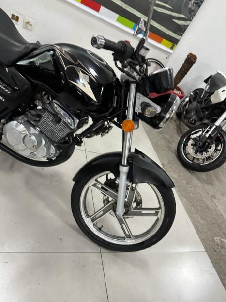 SUZUKI GSR 150 I, Foto 2