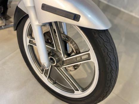 SUZUKI GSR 150 I, Foto 3
