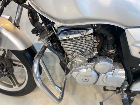 SUZUKI GSR 150 I, Foto 8