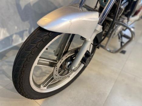 SUZUKI GSR 150 I, Foto 9