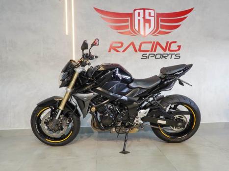 SUZUKI GSR 750 A ABS, Foto 1