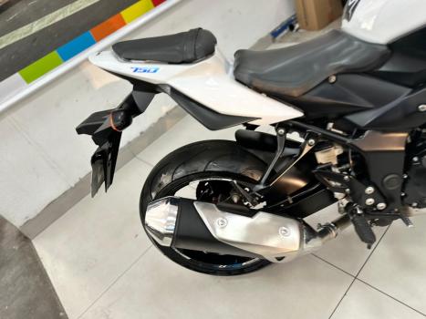 SUZUKI GSR 750 A ABS, Foto 3
