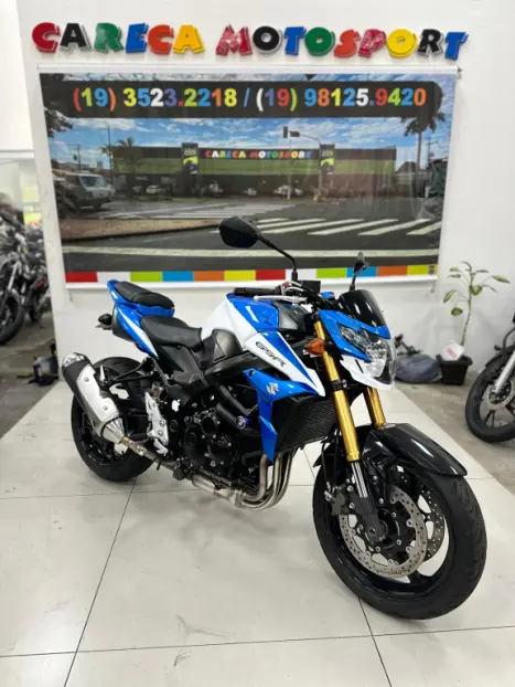 SUZUKI GSR 750 ZA, Foto 1