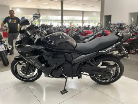 SUZUKI GSX 650 F , Foto 5