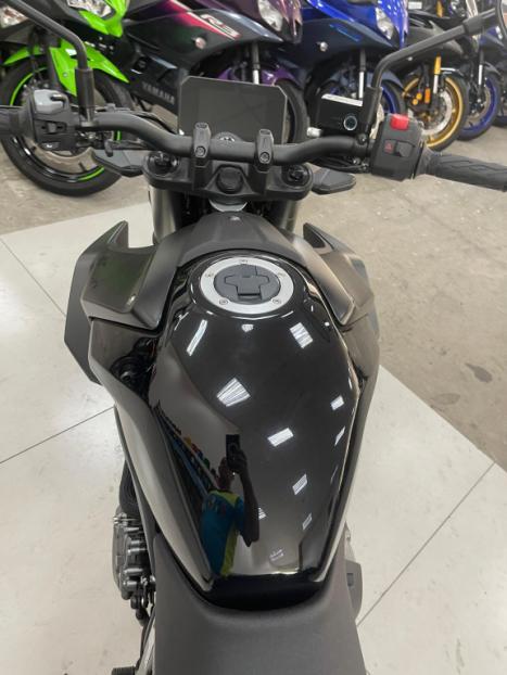 SUZUKI GSX 750 F , Foto 10