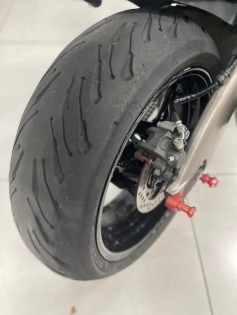 SUZUKI GSX-R 1000 SRAD , Foto 5