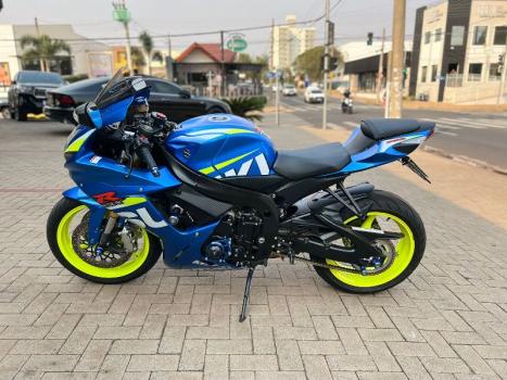 SUZUKI GSX-R 750 Srad MOTO GP, Foto 2