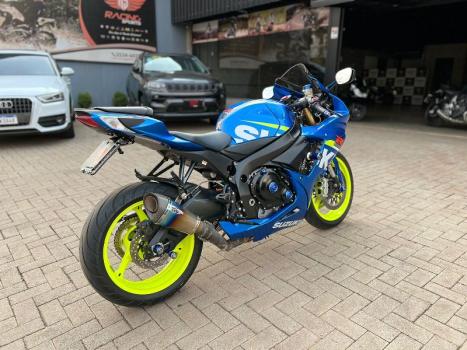 SUZUKI GSX-R 750 Srad MOTO GP, Foto 4