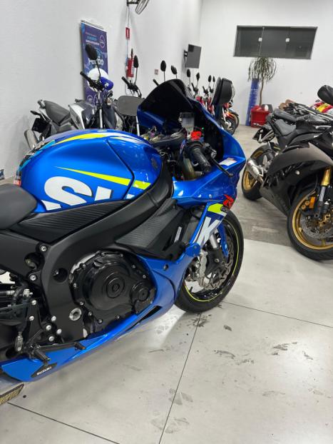 SUZUKI GSX-R 750 Srad MOTO GP, Foto 8